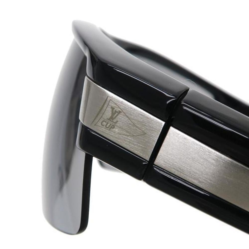 Louis Vuitton LV Cup Sunglasses - Picture 8 of 9